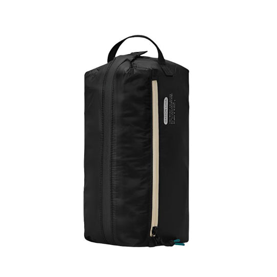 GASTON LUGA Lightweight Washbag